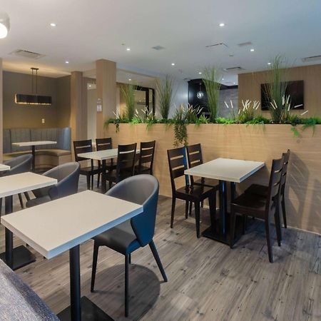 Microtel Inn & Suites By Wyndham Oyster Bay Ladysmith Exterior foto